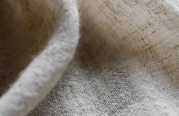 How to Properly Wash Linen Clothes